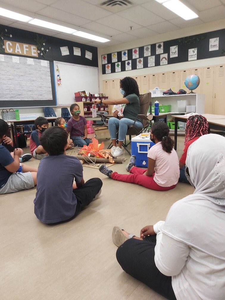keihowie's tweet photo. Things are getting colourful at @ThomsonSchool’s #SummerSuccess literacy camp! Thanks to @UnitedWayRegina for choosing our school to be a part of this program and supplying us with all we need for summer fun! #AccessToBooks #AllThatKidsCanBe #ReadingBy3rd #CGRL https://t.co/11WpPy5zx6