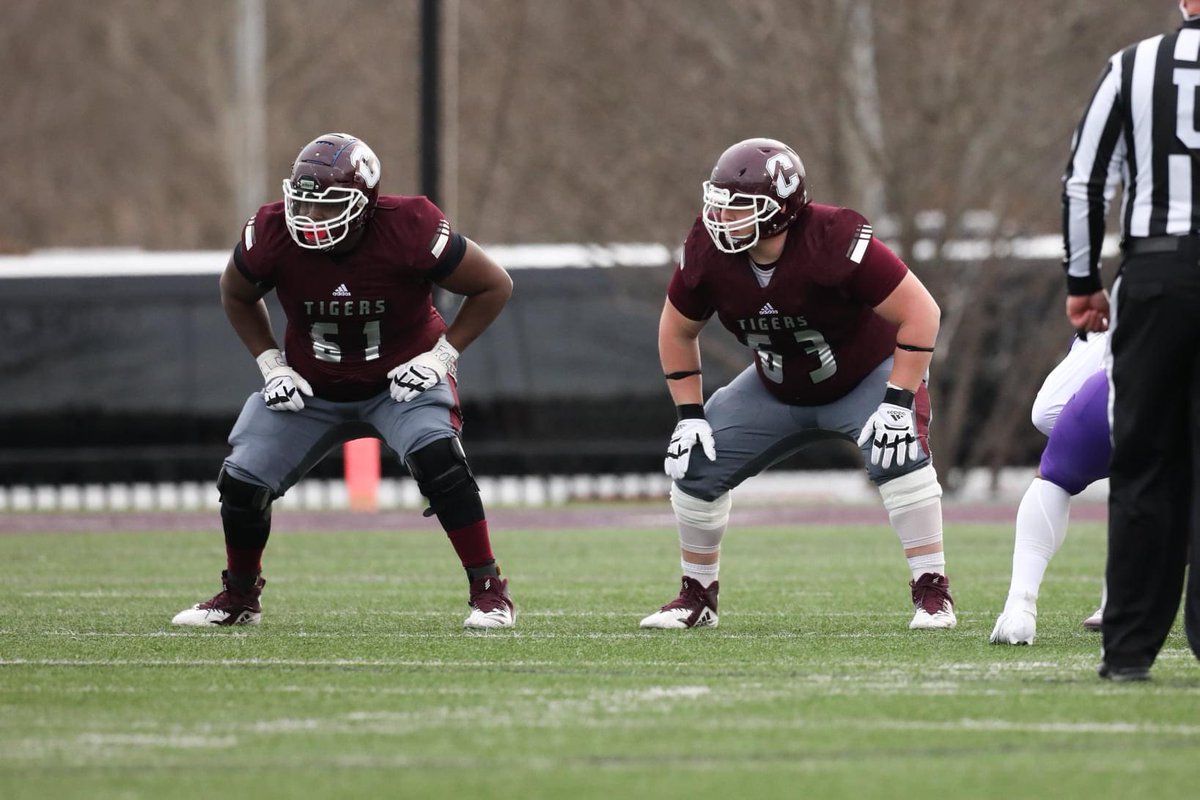 CoachGarnerOL's tweet photo. Move in day!! The #5AVAGES are back on campus!! 

#CU22 | #ChosenFew22 | #WeAreCU https://t.co/86zU6TvoP3