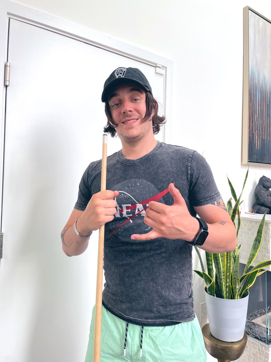 ethannestor's tweet photo. y’all like the hair? https://t.co/zfAJ3JbTXD