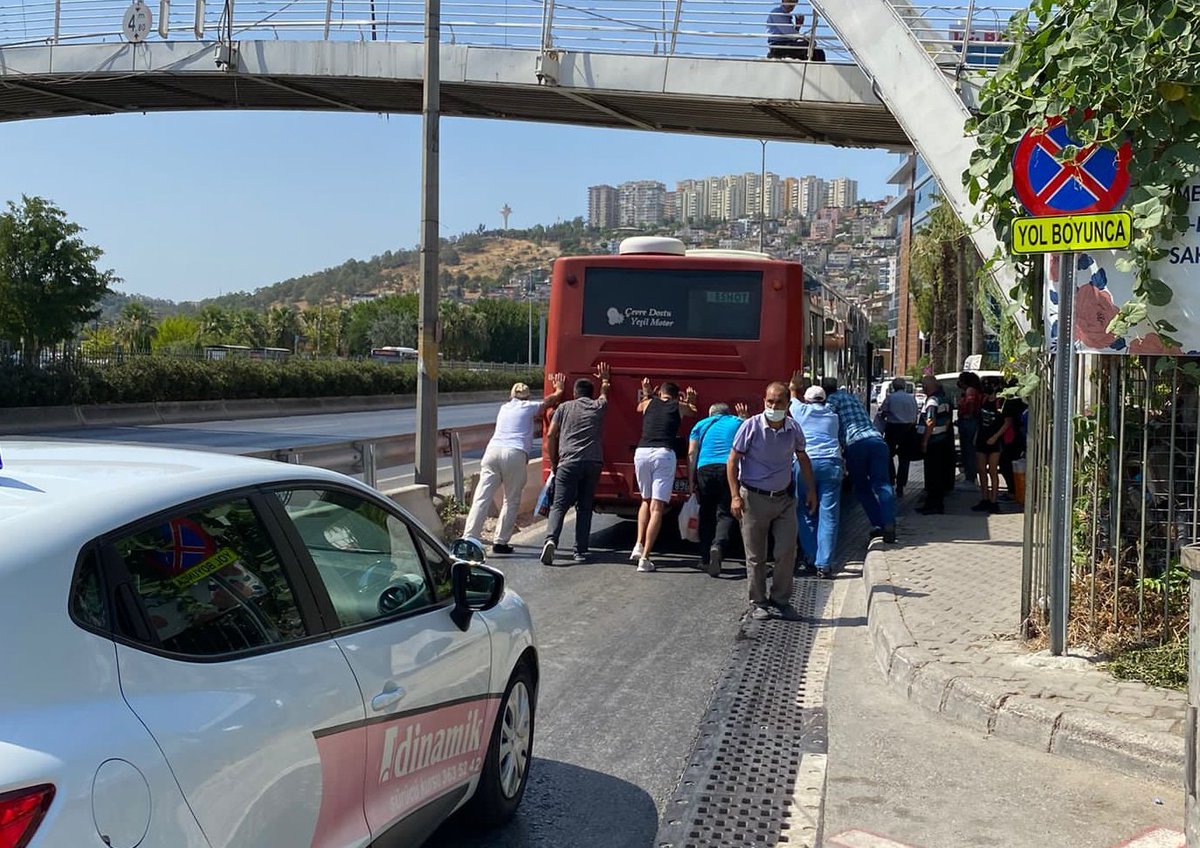 Ekrem İmamoğlu Tunç Soyer, önce göreviniz alanindaki otobüsleri bir tamir ettirin, sonra THK ucaklarini tamir ettirmeye D E V A M EDERSİNİZ. Bu beceriksizlik sizi bitirecek!
Çapsizlar..

İstanbul.        ......        İzmir