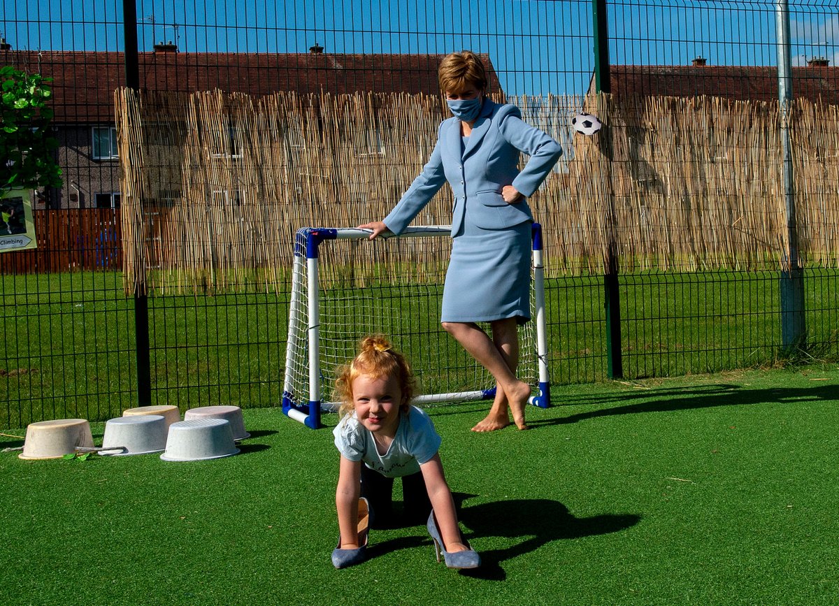 scotonsunday's tweet photo. Looking for your best suggestions for this image for this week's #SoScaption competition. Best responses published in this weekend's paper. https://t.co/LCDSKRwvtB