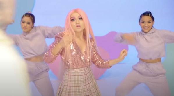 WoompBR's tweet photo. Karol Sevilla - Nadie Te Entiende (2021) https://t.co/4yTb09JZBC