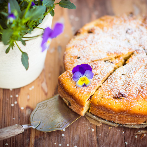 Aussi facile à cuisiner que rapide à dévorer, le #gâteau au yaourt peut être amélioré pour varier les plaisirs ! 😉

Hop, 15 #recettes ici. 👉 ow.ly/TB0150FGqxd (via <a href="/CuisineAZ/">CuisineAZ</a>)