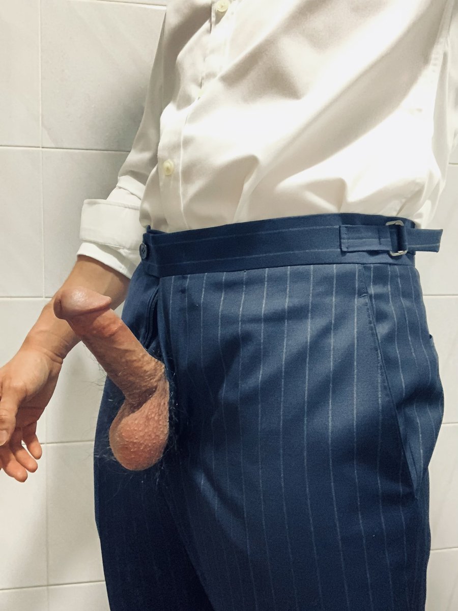 뒤도 돌아보지 않고 집으로 가고 싶었지만 야근이여ㅠㅠ