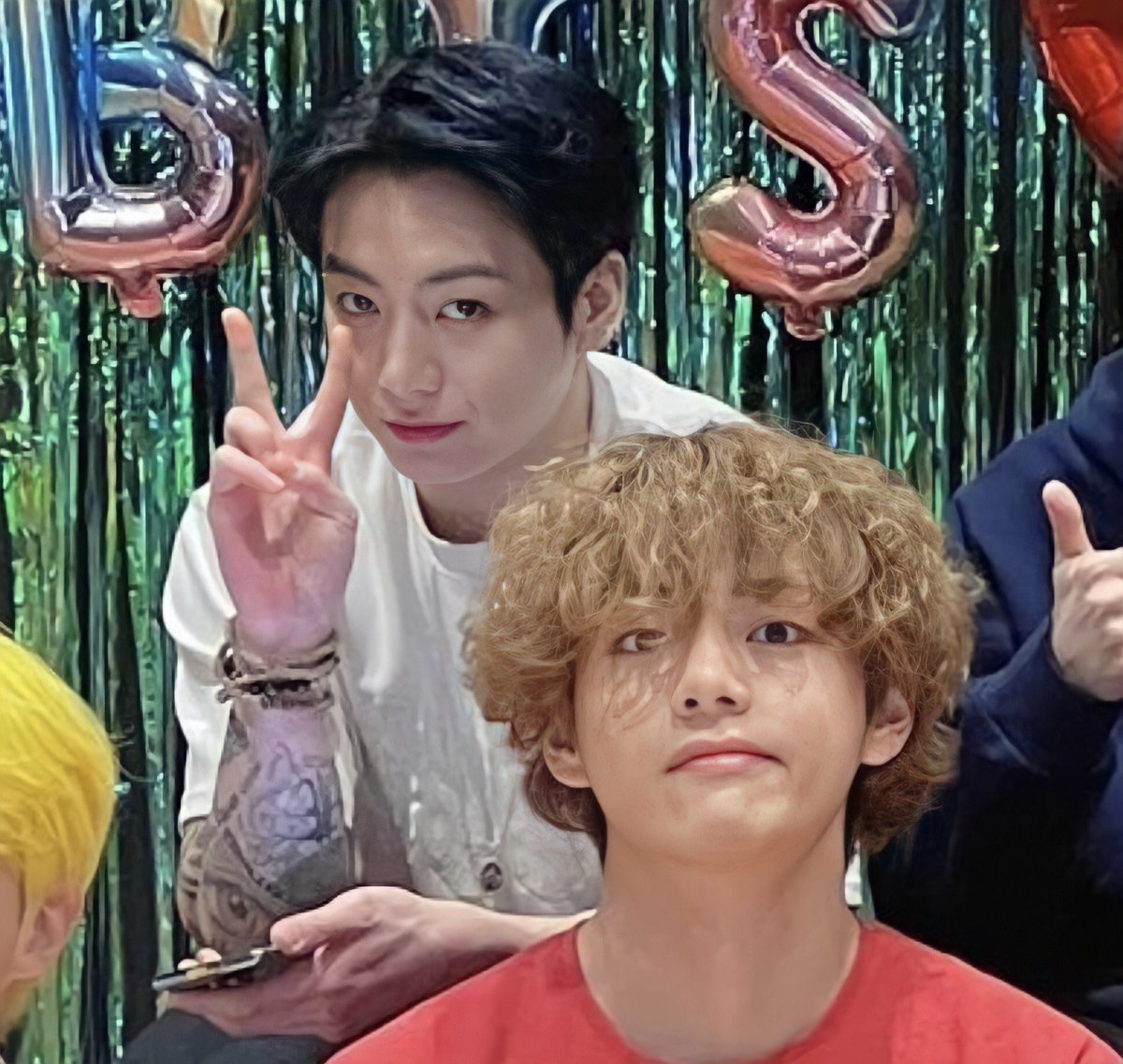 llallitK's tweet photo. สุ่มแจก 50฿ 2คน เฉพาะมี่นะฮะ รีวนไปจ้าาาา #kookv https://t.co/E9BHblZyIj