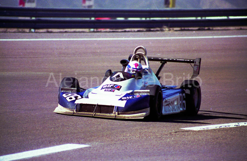 Pablo Vuyovich, Crespi-Renault , Mendoza 1995, foto Diego Zorrero.....