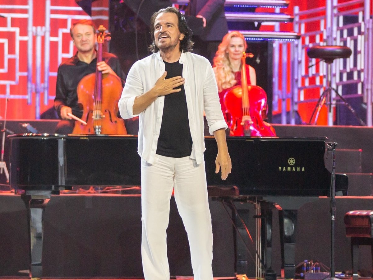 Yanni
Life is full of Attractions! I have vowed to play with as many of them as possible closely!… without getting lost!… Yanni❤️
Don’t forget we have a date for our next video on Monday August 9th

Photo by <a href="/Krystalan_C/">Krystalan</a>
youtube.com/yannivideos
Don't Forget to Subscribe!