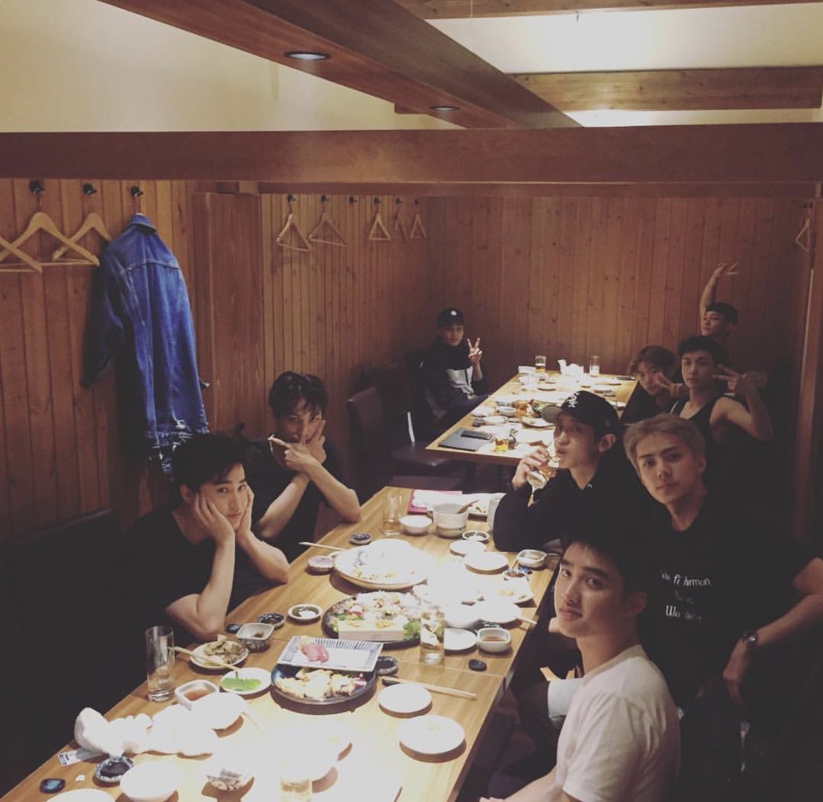 yeyeclaron15's tweet photo. Dear EXO with LOVE ❤
Thank you for being part of my daily lives since 2016. It's a pity that I discovered you guys late but I am very happy to be part of the so called #EXOL Family😘🥰
5 years With #EXO
@weareoneEXO
#weareoneEXO
#Eriwinkle_L1485
#L1485ToForever
#HappyEXOLDay https://t.co/aAdIzl8DHV