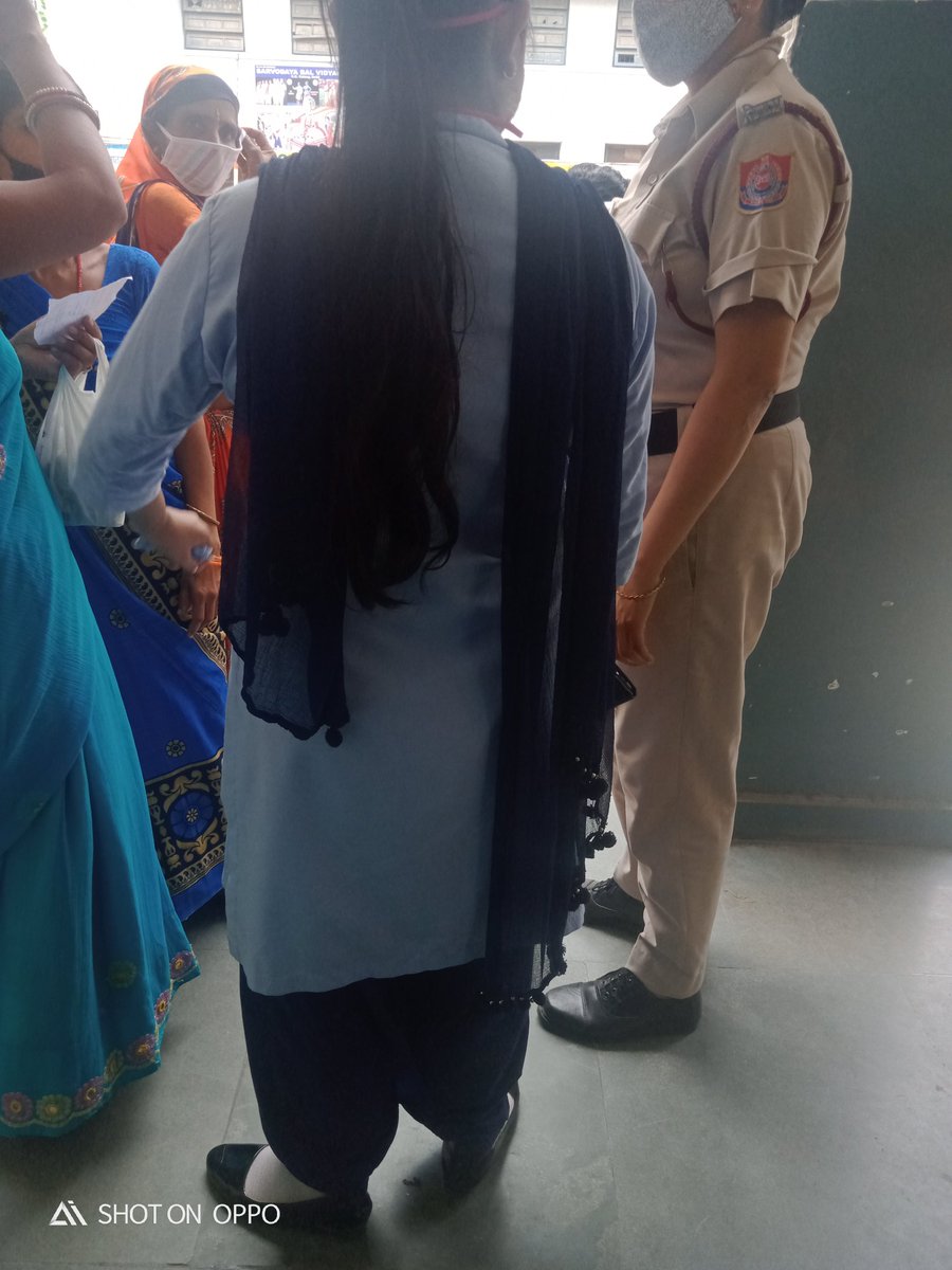ParulSmanchanda's tweet photo. Digitally non registered line up for hours to get vaccinated (all for first doses) only to be told that supply Is exhausted. Wonder how many of them will be willing to come back again missing daily wages. There has to be better way out @SatyendarJain  @AtishiAAP @ GBSV cc colony https://t.co/KpEJqg9tyP