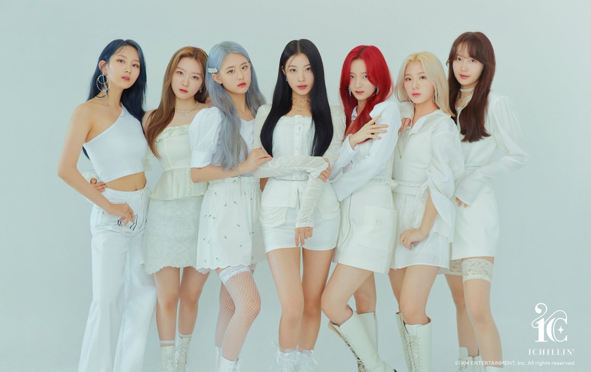 Be k pop группа. Weekly группа участницы. Icia корейская группа. мандэй кпоп. серафим кпоп группа.