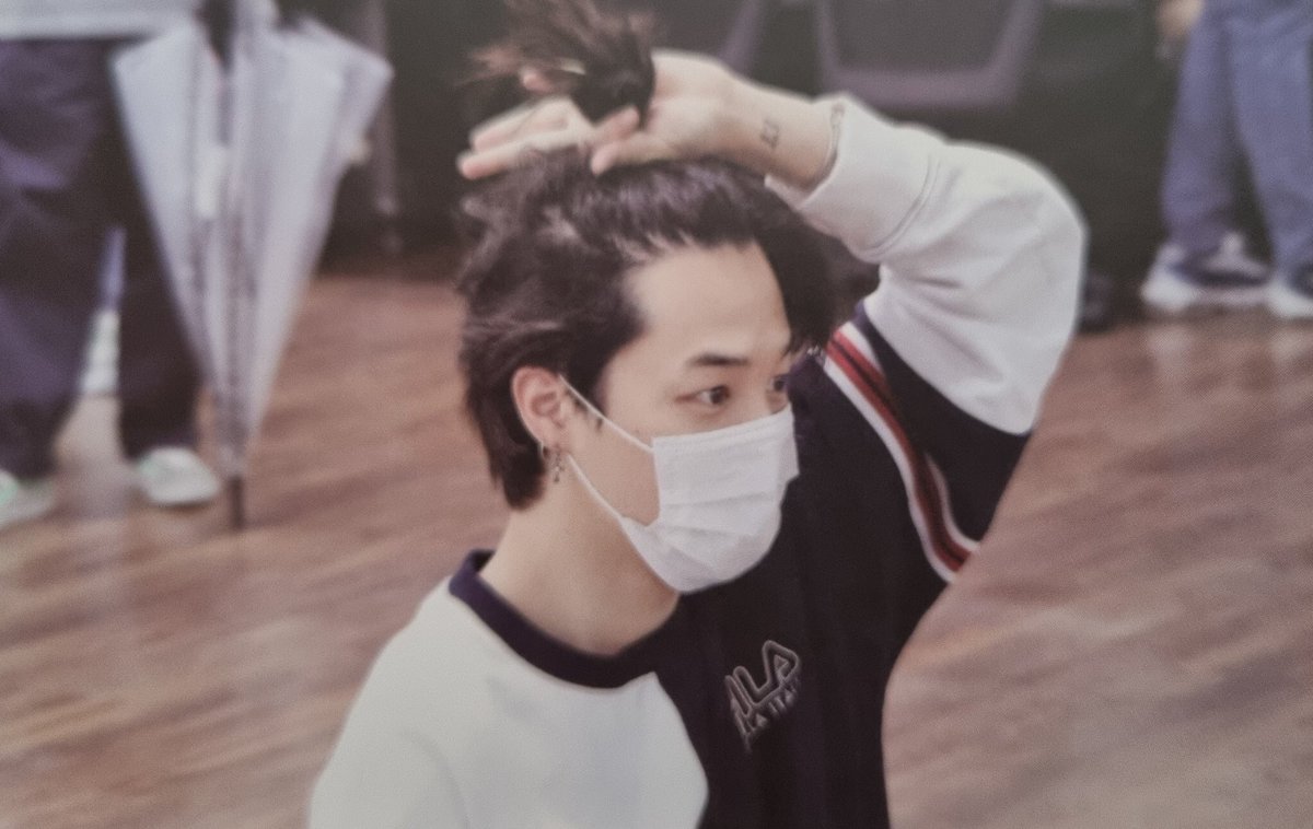 jskxth_'s tweet photo. tấm này cưng xỉu uwu. 

#MainDancer #LeadVocal #지민 #JIMIN #방탄소년단지민 #BTSJIMIN #ジミン #박지민 @BTS_twt https://t.co/TnxaoN4RUn