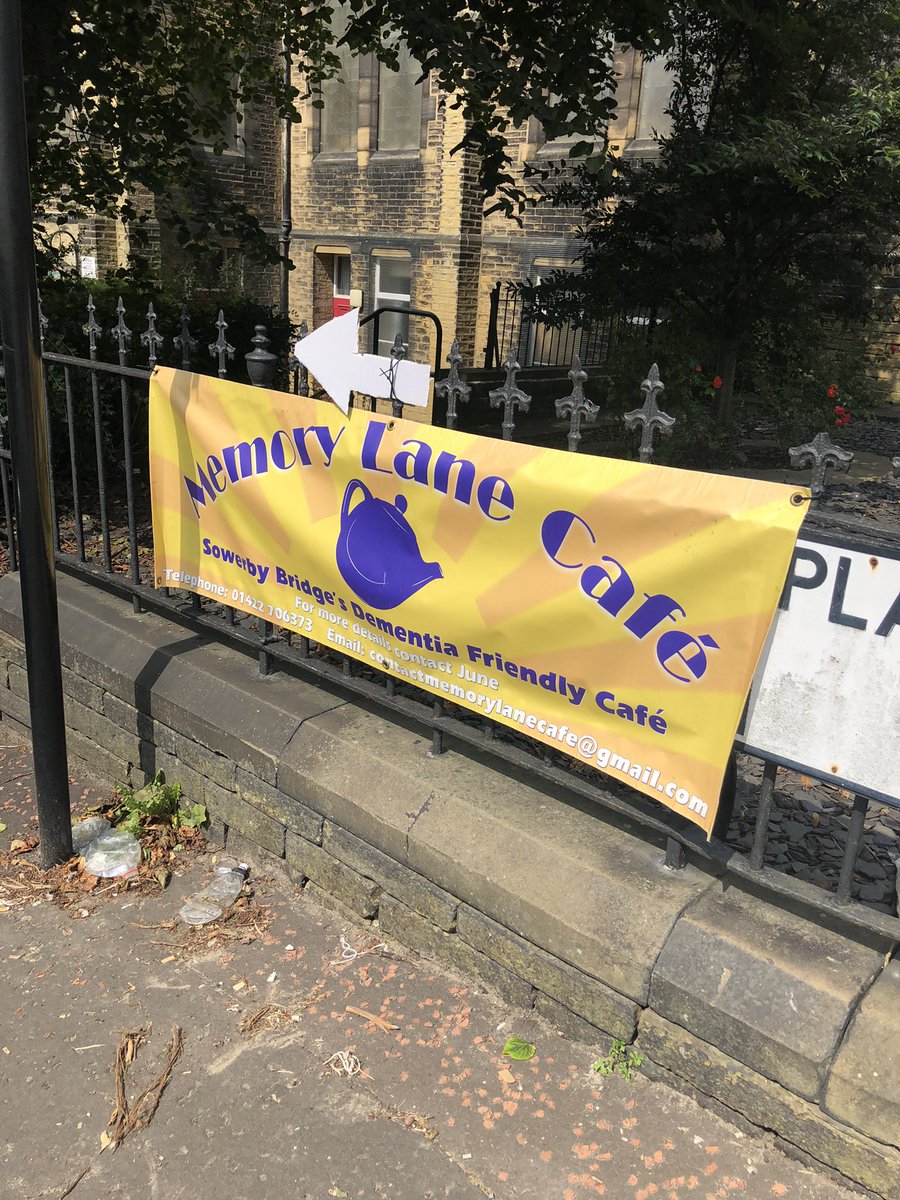 ZainGhani94's tweet image. It was great to see the @MemoryLaneSB cafe in motion again at Boothtown Methodist Church this morning. They offer various activities for anyone who wants to socialise and chat with other people 👏🏼 Get in touch with June or Chris to find out more! ☎️ #DementiaFriendlyCafe