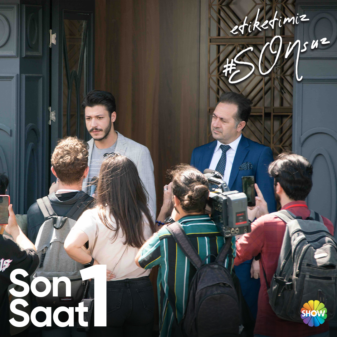Hazır mısınız?
Son 1 saat ✨

#CamTavanlar final bölümüyle bu akşam 20.00’de #ShowTV’de 💎
@showtv <a href="/ojopicturesypm/">Ojo Pictures</a>