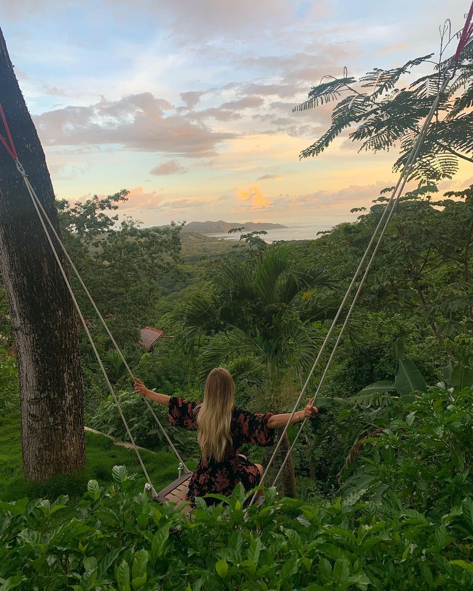 TierraMagnifica's tweet photo. Sunsets from our swing....💫

📷 @mariealf
#swing #luxuryhotel #nosaracostarica #tierramagnifica https://t.co/Arh1KD27ti