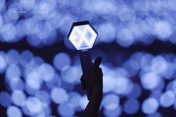 inonowy's tweet photo. Happy anniversary EXOL❤️
let's be together for a long time🌹Take care of your health✨
#L1485ToForever 
#WeAreONE https://t.co/dDVfrKh6pD