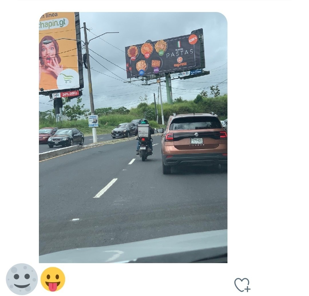 mandaloco's tweet photo. Los mandalocos andan por toda la ciudad 👀🛵 https://t.co/x1cfoDxa1K