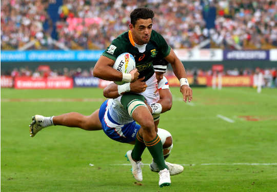 <a href="/chrisdry7/">Chris Dry</a> pak sy Blitsbok-stewels weg.

netwerk24.com/Sport/Rugby/dr…
(Foto: Getty)

<a href="/Blitzboks/">Springbok Sevens</a>