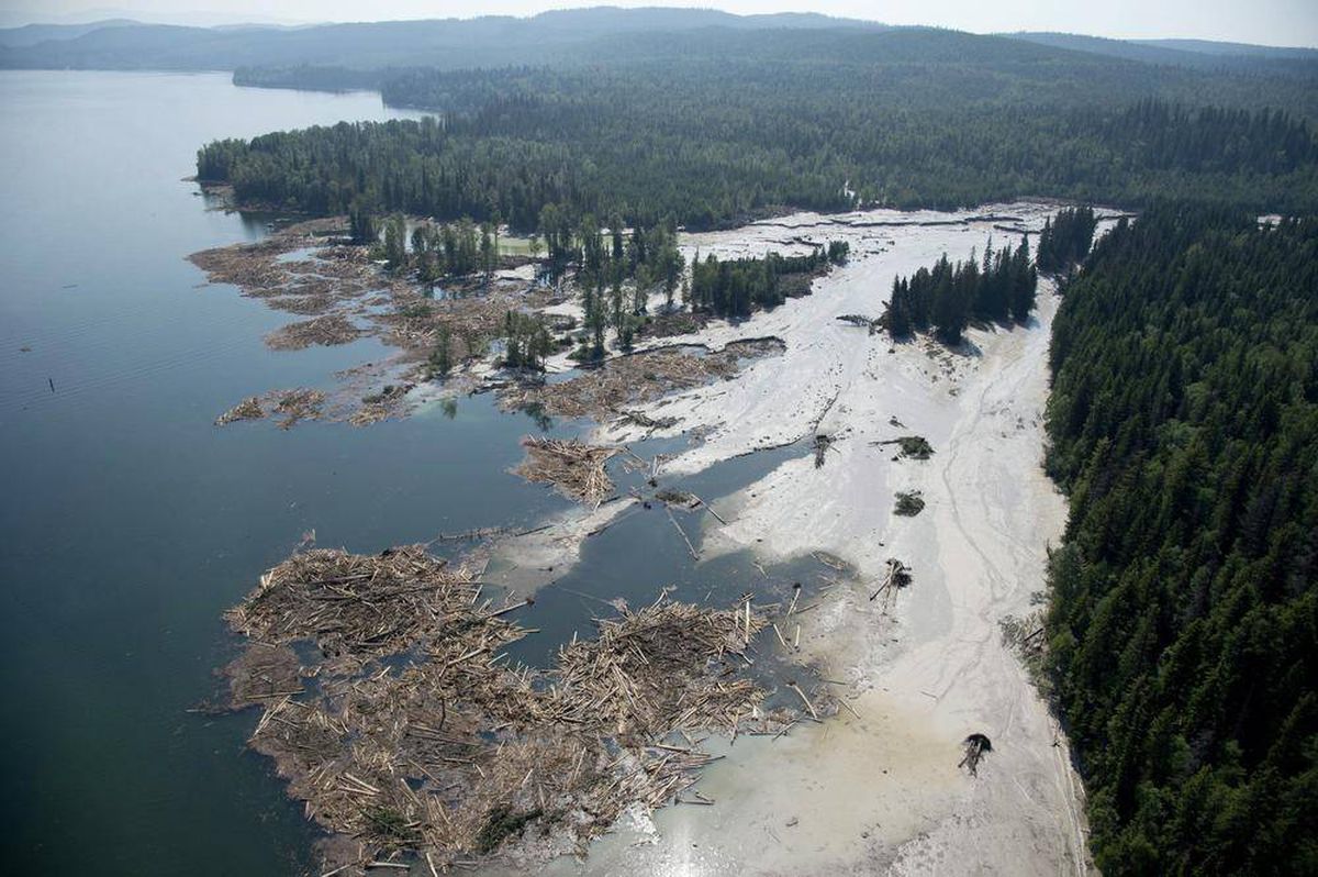 FriendsBWCAW's tweet photo. 7 years ago today, the Mt. Polley copper-sulfide mine collapsed causing an ecological disaster. Canada thought copper mines could operate next to clean water and they paid dearly. We cannot make the same mistake with the #BWCA & #LakeSuperior! #mnleg
https://t.co/x8RLWxh5Rv https://t.co/g8CbHLGOtW