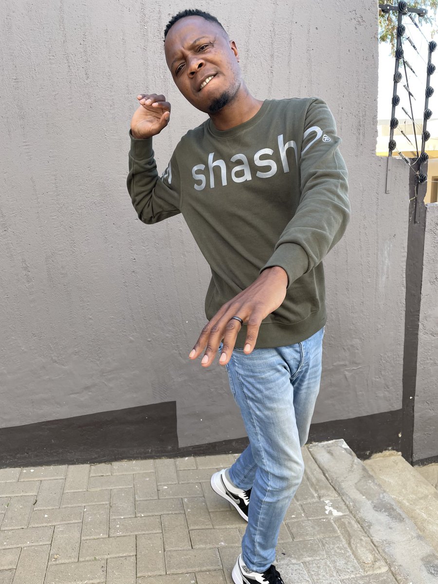 KINGTEEDEE3545's tweet image. COMPETITION TIME COURTESY OF @mshashoapparel: The first 4 people to get 2000 retweets they win one of the four limited merchandise, you choose which you want... NO FAVORS

M A D E  F O R   T H E   W O R L D