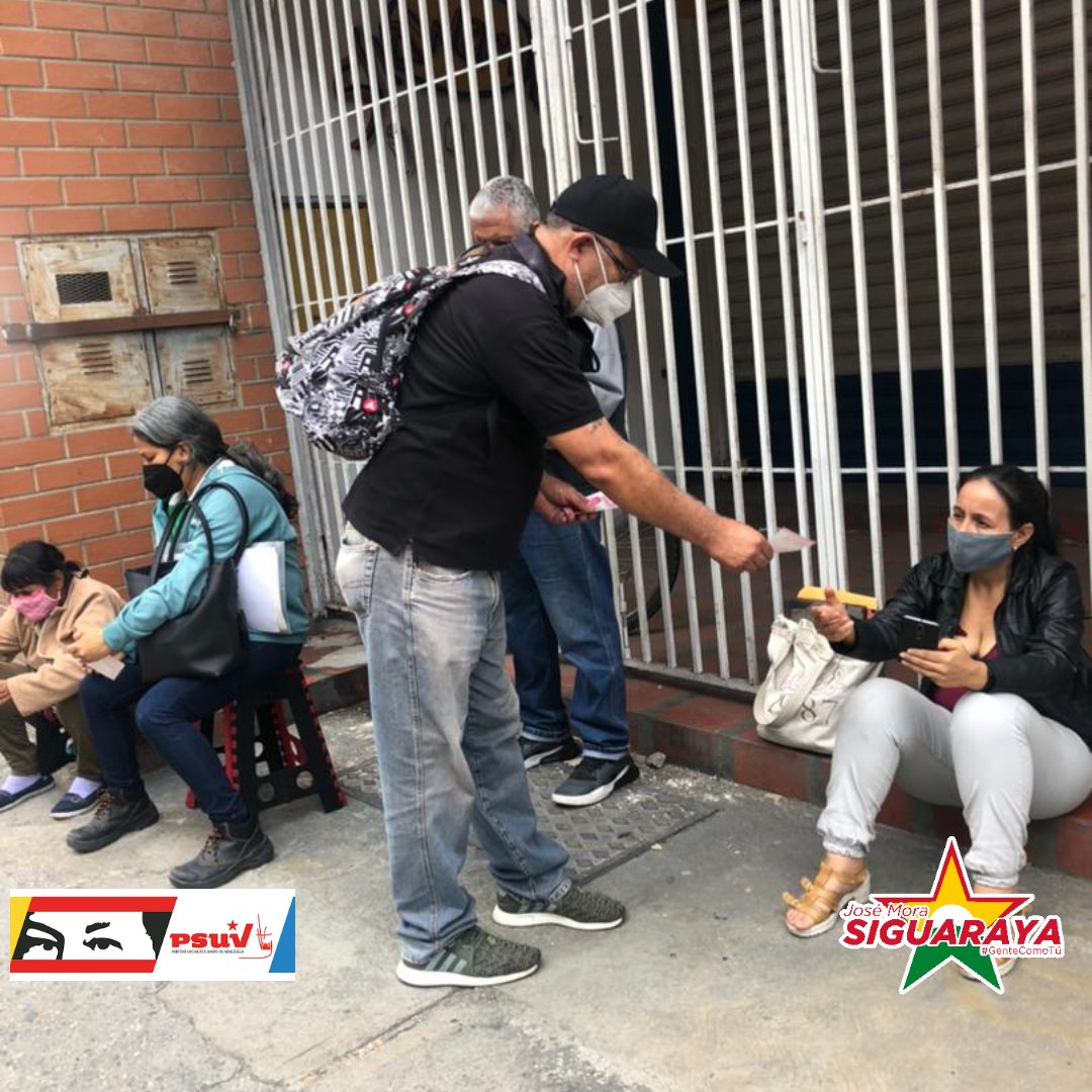 siguaraya1's tweet photo. #4agosto || Desde la Plaza La Justicia , calle 25, avenida 20 hasta el terminal de Barquisimeto, el Equipo Fuerza Laboral, Campesina y Comunal Continua con jornada de entrega de volantes en Campaña de nuestro camarada José Mora Siguaraya a la Gobernación de Lara.
#GenteComoTu https://t.co/evoHoOSaro