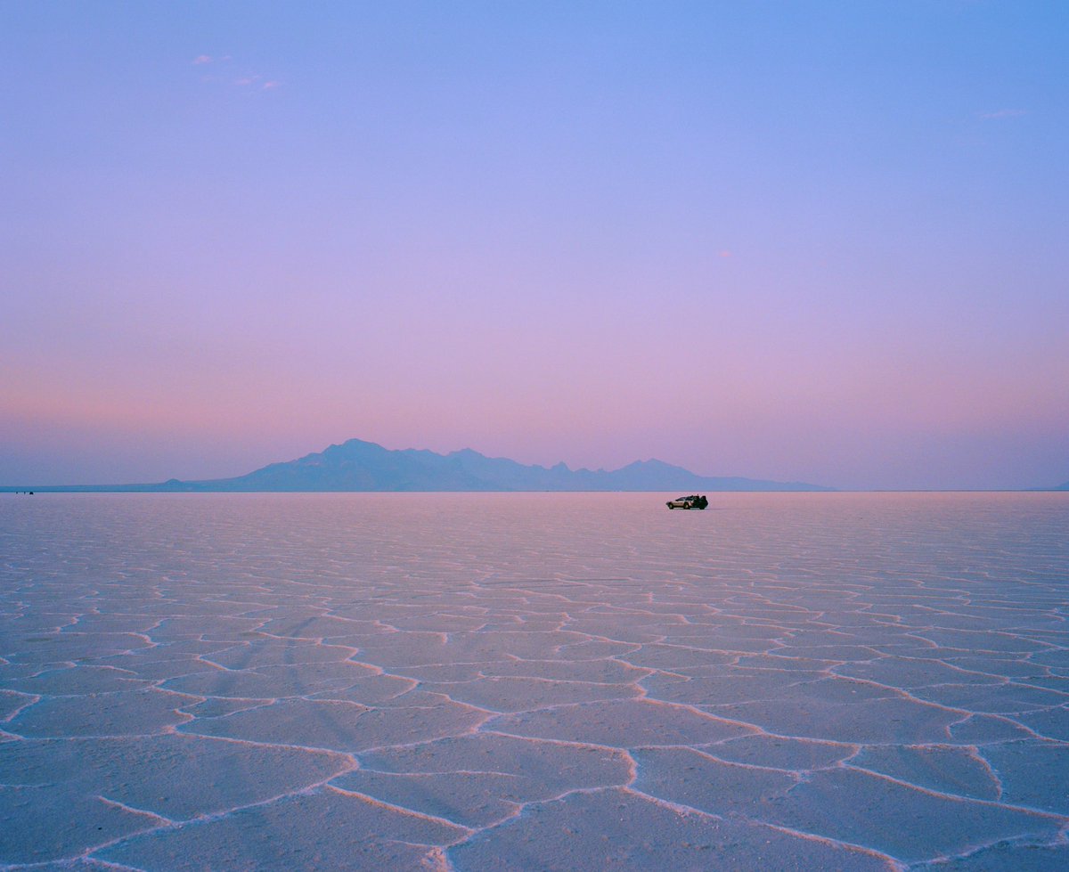 colorblindcwby's tweet photo. some 120 film from the salt flats https://t.co/B6TQf8zCJ7