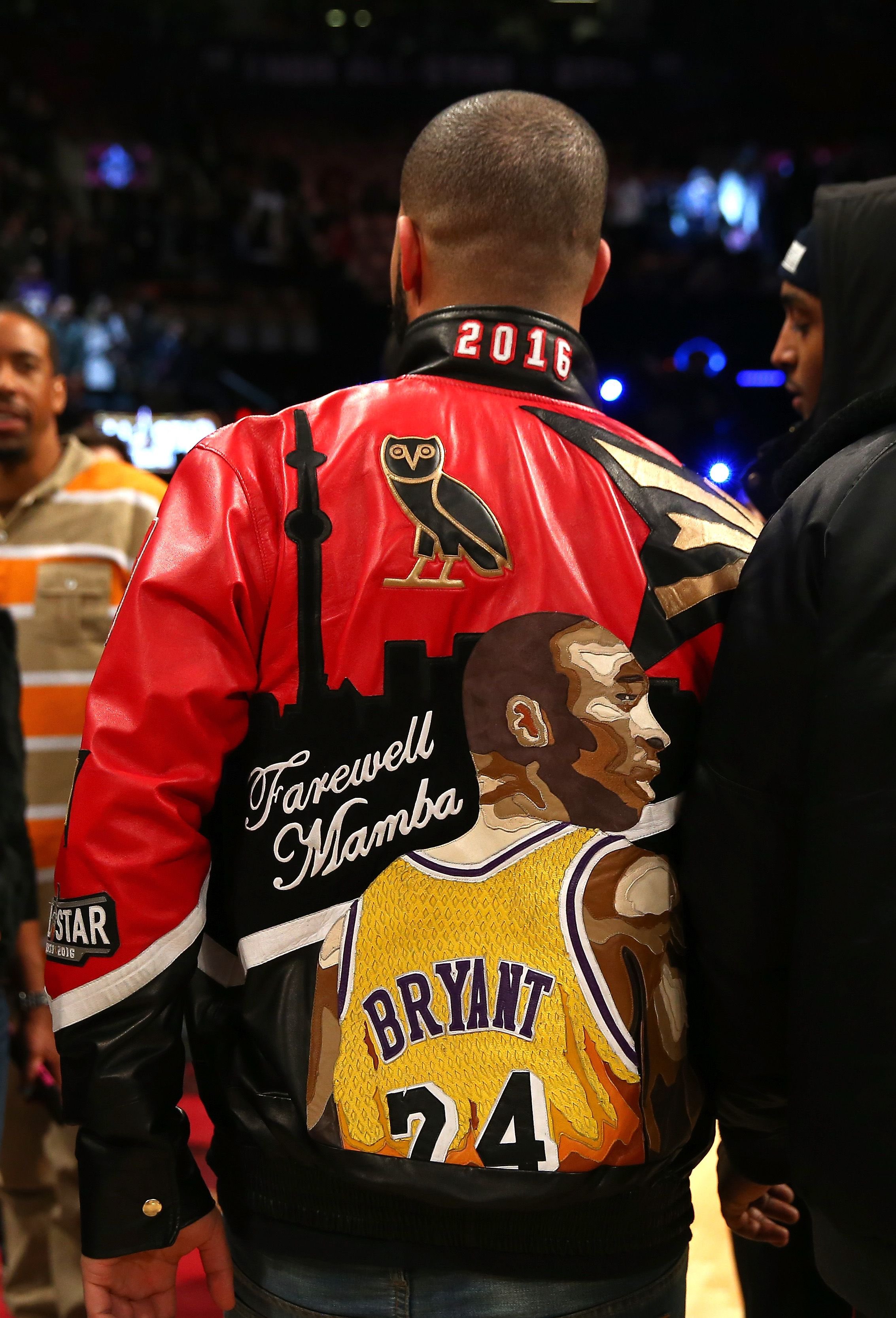 Kobe & Gianna Bryant Murals on X: Drake with the “Farewell Mamba” jacket  by Jeff Hamilton From 2016's NBA All Star Game  / X
