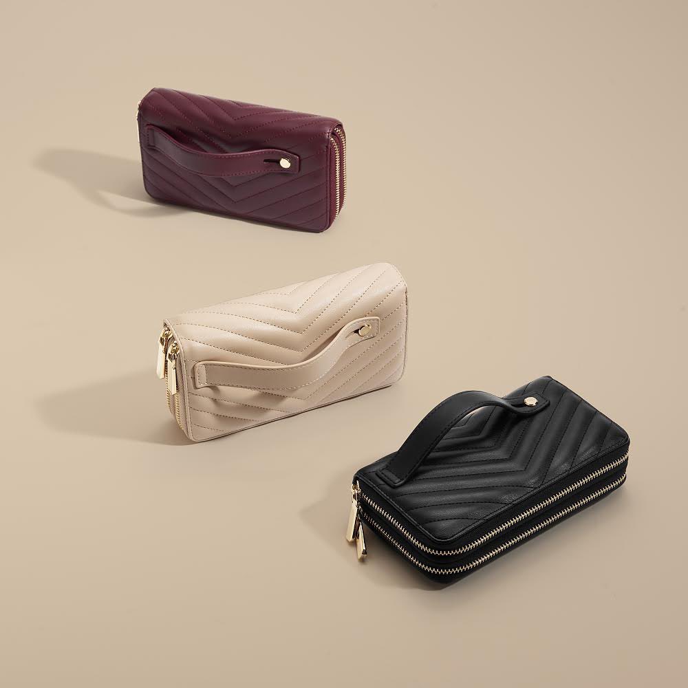 Ripeninc's tweet photo. Have a favorite? 🙃 New work for daisy_rosebags https://t.co/ZiT4YXMITn