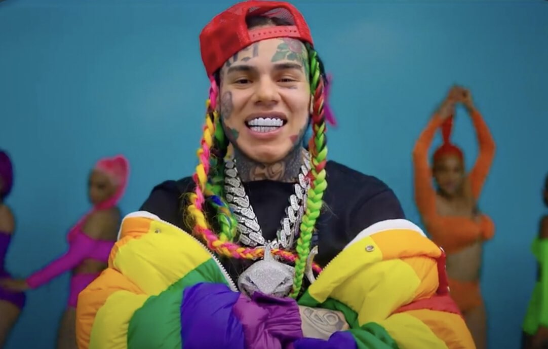 RapCtrl's tweet image. 🚨 6ix9ine et lil Durk semble en venir aux main, 69 réclame un 1 vs 1

 Pour rappel après la mort de King von, 69 dans un live insta s’est moquer de lui et a prit parti pour Quando Rondo. 

Ce qui n’a pas plus à lil Durk qui était un ami proche de King von et membre du meme gang