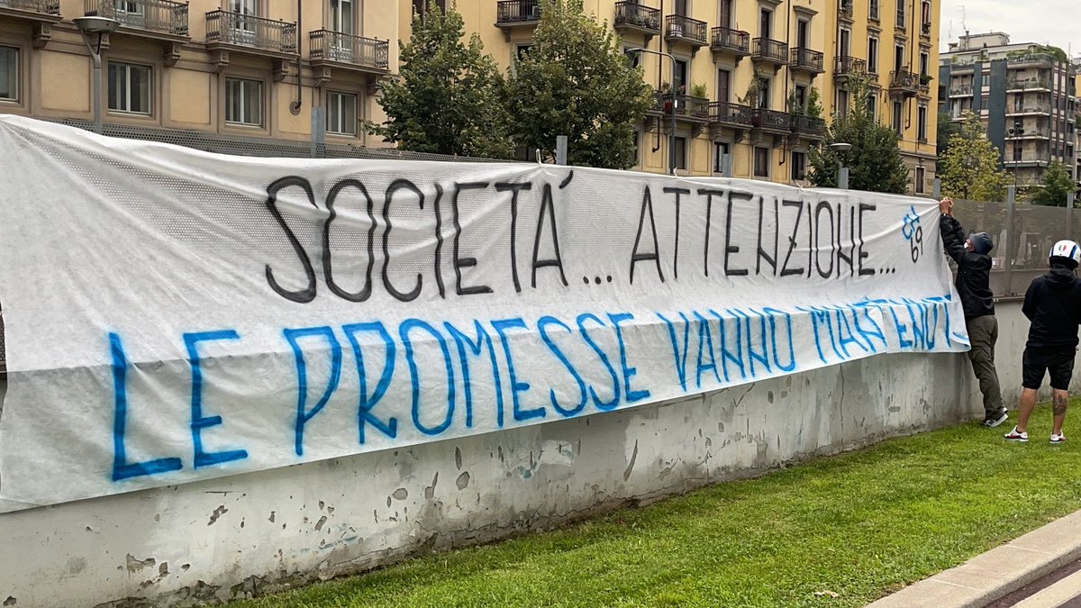 Fabrizio Romano on Twitter: &quot;Romelu Lukaku deal. Banner from Inter ultras  at club headquarters in Milano: “Board... pay attention... promises should  be kept”. ? #CFC #Inter Chelsea are preparing a new official