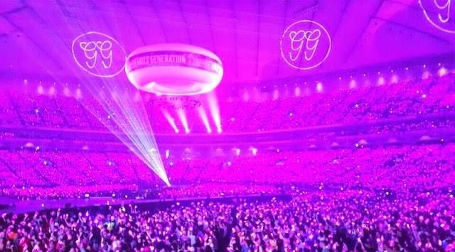 SNSDChartsbr's tweet photo. One of my favorite SNSD memories is probably when they performed at Tokyo Dome. Is such a legendary moment! 💌

#MemoriesWithSNSD
#14SummersWithGG
#소녀시대와_14년째_항해중
#GG14EVA https://t.co/oWmZLl6C87