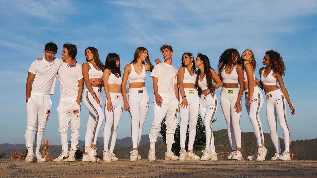 snumutiroes's tweet photo. Agora a briga é de gente grande. Comente suas CINCO músicas favoritas do Now United com as tags! #MPN #Uniters #NowUnited #LeanOnMe #LeanOnMeClipe #AnyGabriellyCriadora https://t.co/d0uBm79VrI