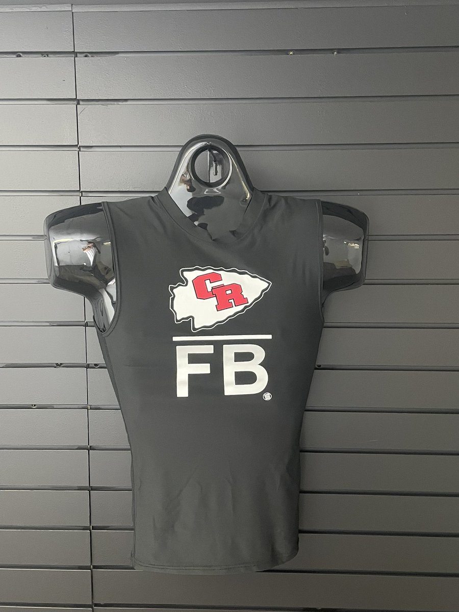 Local Team Shop Ltd. tweet media