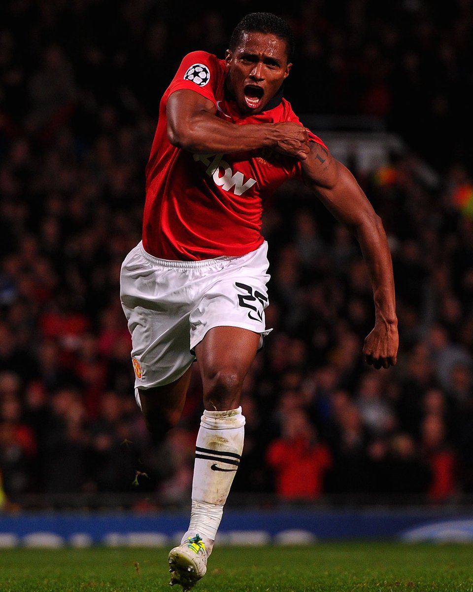 ManUtd's tweet photo. That passion 💪

📸  @Anto_V25

#MUFC #PhotoOfTheDay https://t.co/xoDBGngCPl