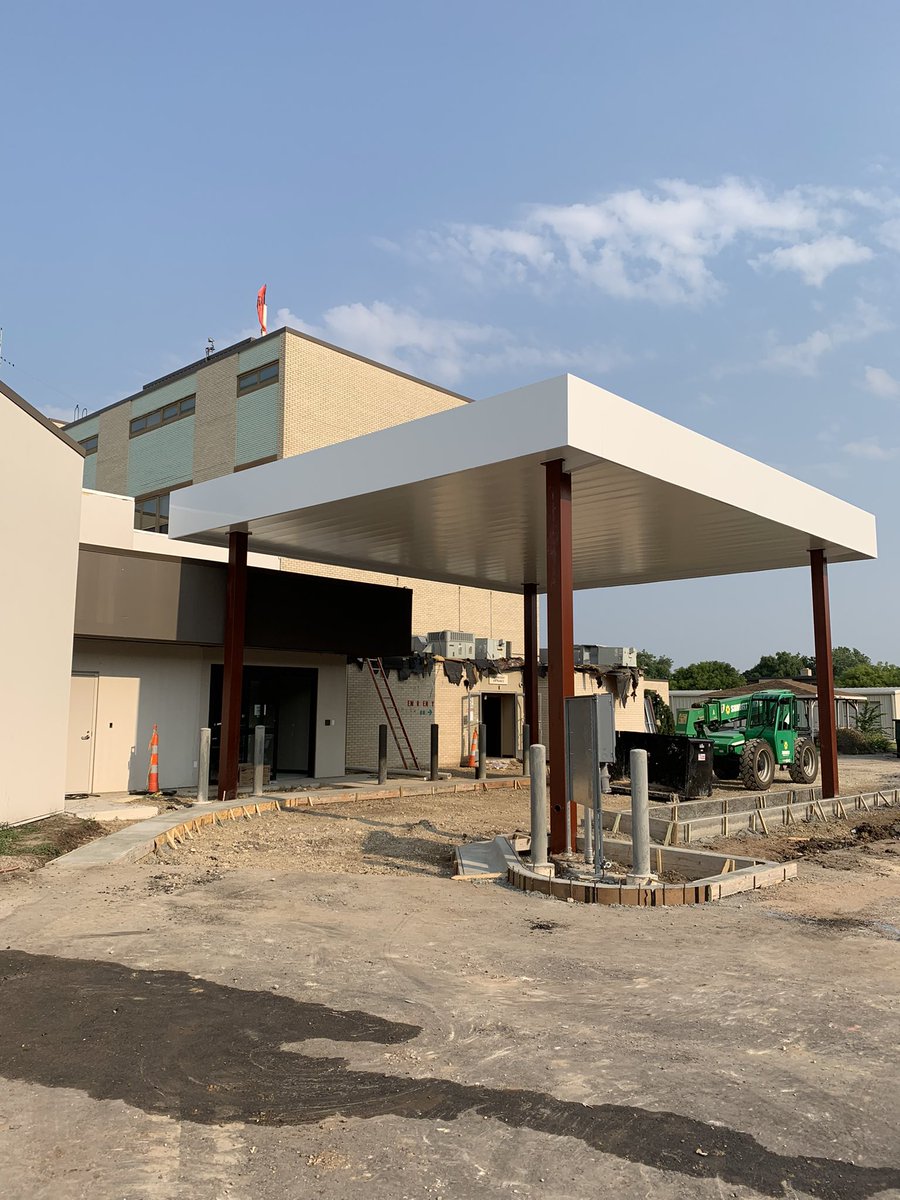 East emergency department canopy is installed and driveway concrete will be installed this week in Blackwell. <a href="/SMCHR/">Stillwater Medical</a> <a href="/HFGarchitecture/">HFGarchitecture</a> <a href="/McCownGordon/">McCownGordon</a>