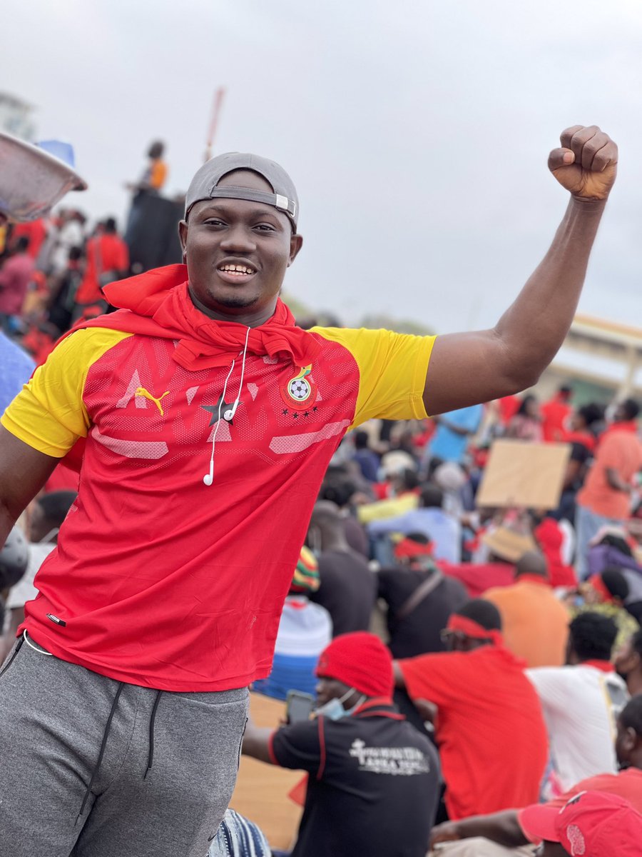 Today I matched alongside by brothers and sisters in the streets of Accra to plead with our leaders to create opportunities for the youth. 
#education #decentjobs #healthcare #Security 
#FixTheCountry