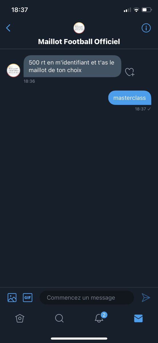 EtlostC's tweet photo. par pitié mais frère 500rt et @MaillotFoot_off m’offre un maillot 😭 https://t.co/qklLz9To7L