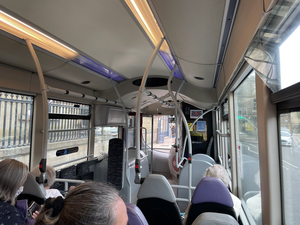 darloscott's tweet photo. Onwards to Sheffield with @TmTravel4 route 218, formerly branded as #PeakLine but now just operated with plain livery buses. Once a goldmine and now feeling rather unloved… crying out for investment! Still well loaded for a 1733 weekday departure but this used to fill a DD 🤷♂️ https://t.co/1UqFcwCrNU