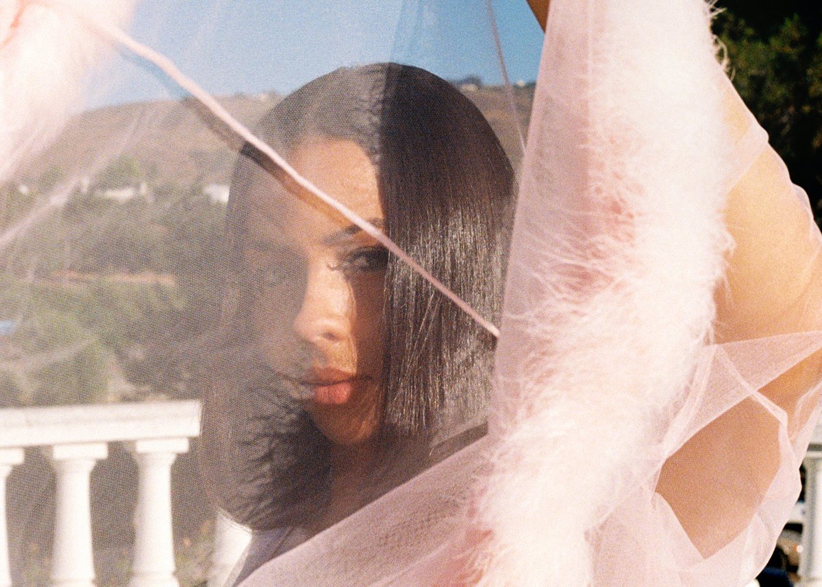 RS_Charts's tweet photo. This month's biggest Breakthrough debut is Atlanta R&amp;B singer @MariahScientist. With her latest album Ry Ry World, she saw nearly 12 million more on-demand audio streams in July than in June. https://t.co/XPG9949pwF https://t.co/bmnewYzavz