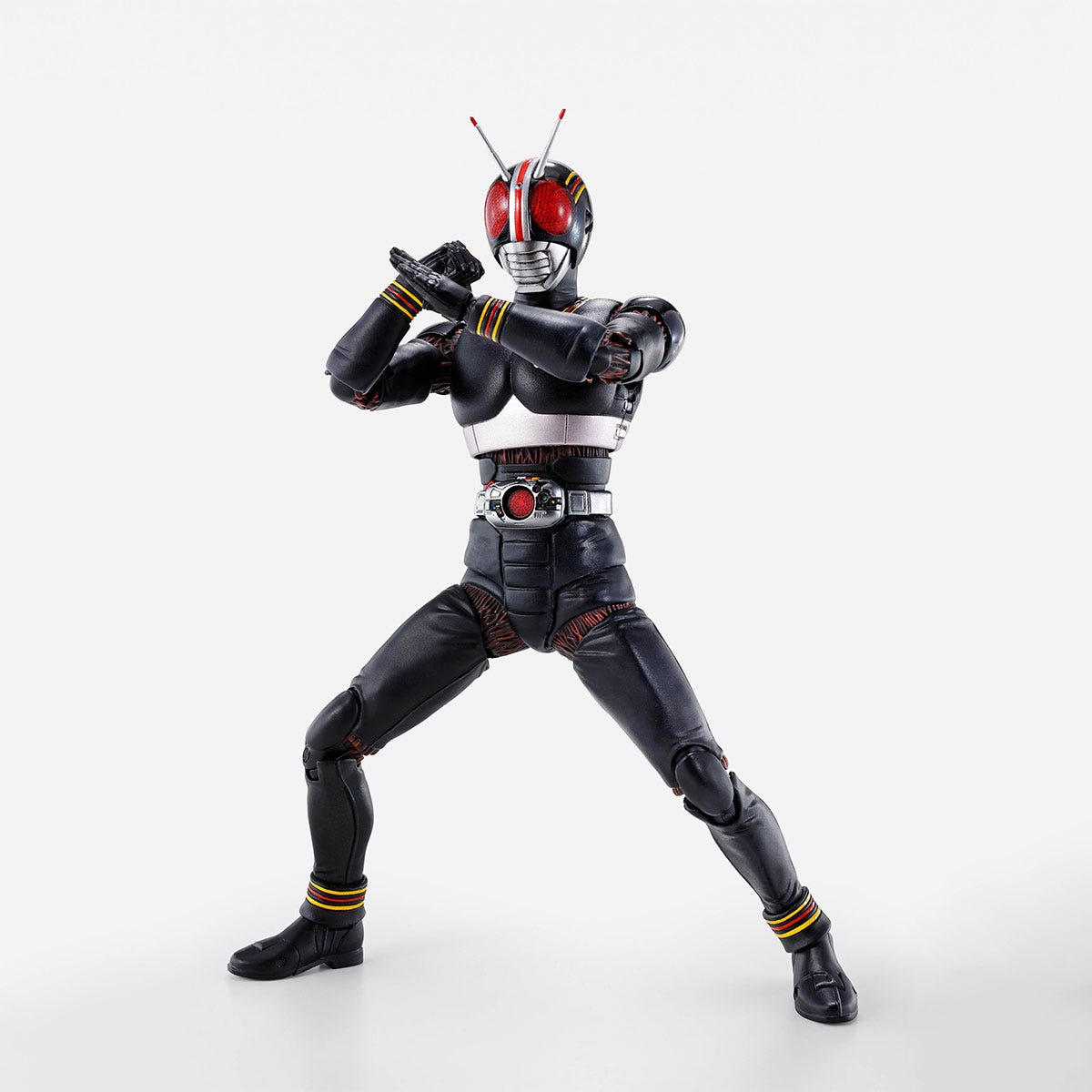 TamashiiNations's tweet photo. (Shinkocchouseihou) Masked Rider Black S.H.Figuarts is on sale during @TeamRiderUS's #HeiseiWeek
https://t.co/gp8AEdZkzi https://t.co/8cK0FN187K