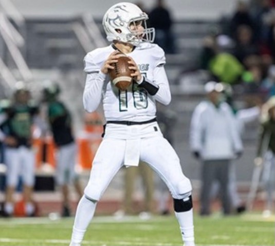 Expect a big SR year from BV North QB Henry Martin. Passed for 2,981 yards 35 TDs/ 4 INTs in 2020 as a JR. Mustangs finished runner-up to Derby in 6A. Martin 2nd in passing across KS in all classes, plays in EKL that is loaded at QB. BVN always a 6A contender. 
#SportsInKansas