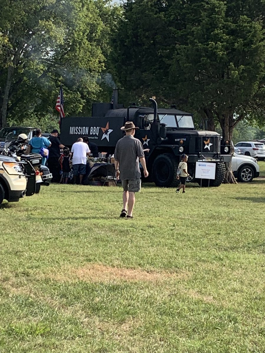 Madison Team at National Night Out…team had a fantastic evening with local leaders and the community.  Thank you Gardy, Hunter and Matt for supporting the event! @thd_young <a href="/BrianGamberini/">Brian Gamberini</a> <a href="/HomeDepotJeep/">Geep Clapper</a> <a href="/AishaALeighton/">Aisha Leighton</a> <a href="/homedepotkevin/">Kevin Kraft</a>