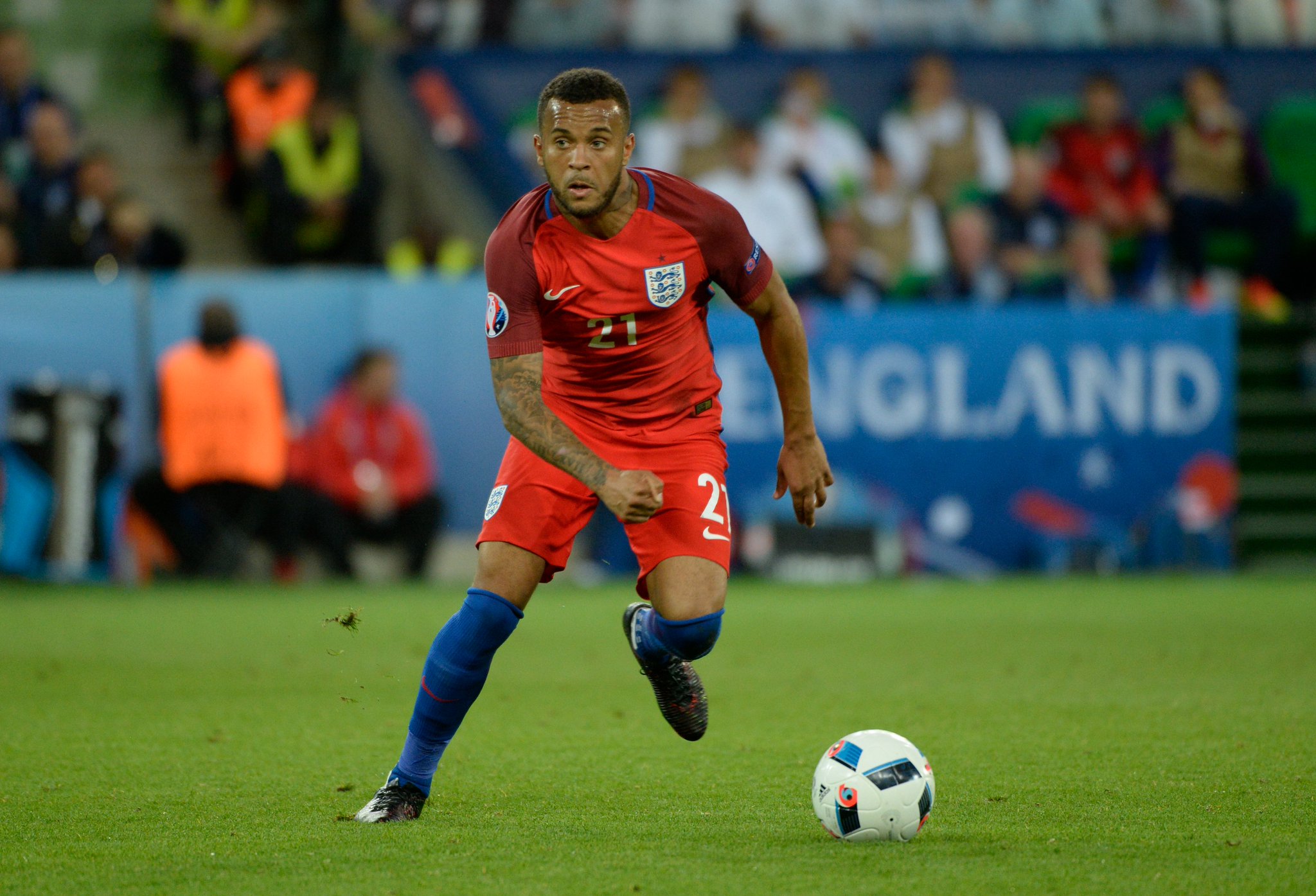  3 2         Happy birthday, Ryan Bertrand  | 