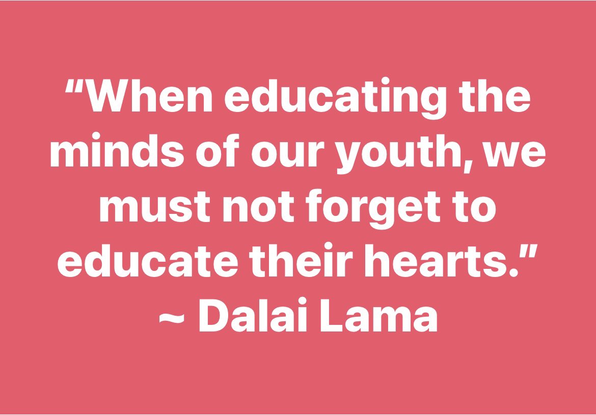 𝐋𝐢𝐬𝐚 𝐑𝐨𝐝𝐠𝐞𝐫𝐬 (@cblrodgers) on Twitter photo 