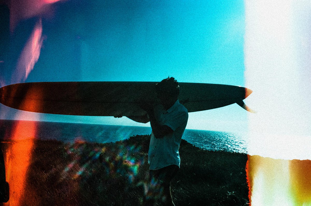 Sebzanella's tweet photo. I didn’t come this far, to only come this far 🥀
Day at the sea with
@euricoromaguera for @magicquiver
#ericiera #35mm #mylifeonfilms https://t.co/TJwHz05iv3