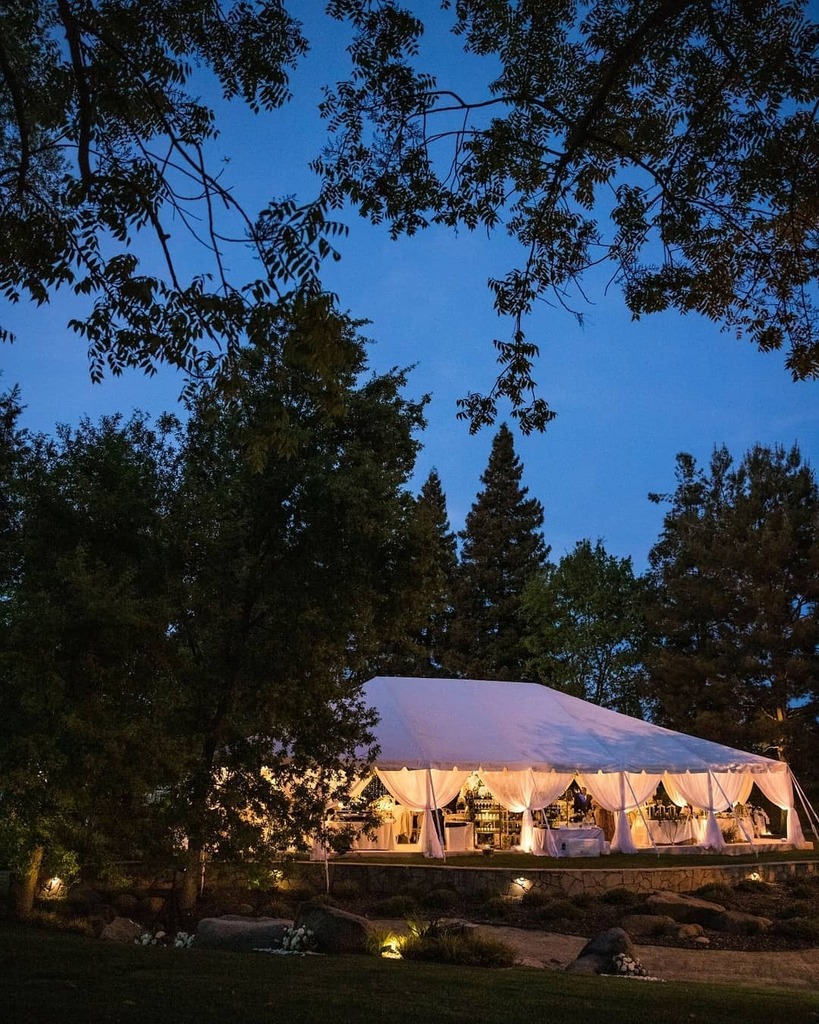 More tented receptions, please!
​
Planning, Design &amp; Floral: @Burlapandbordeaux
Photography: @nikkiryanphotography
Catering: @Martinoscatering805
Rentals: @AmigoPartyrentals
Linens &amp; Draping: @dreamsamerica
Restrooms: @ovalofficerestrooms
Dj &amp; Photobooth: @djzekesb
Lighting …