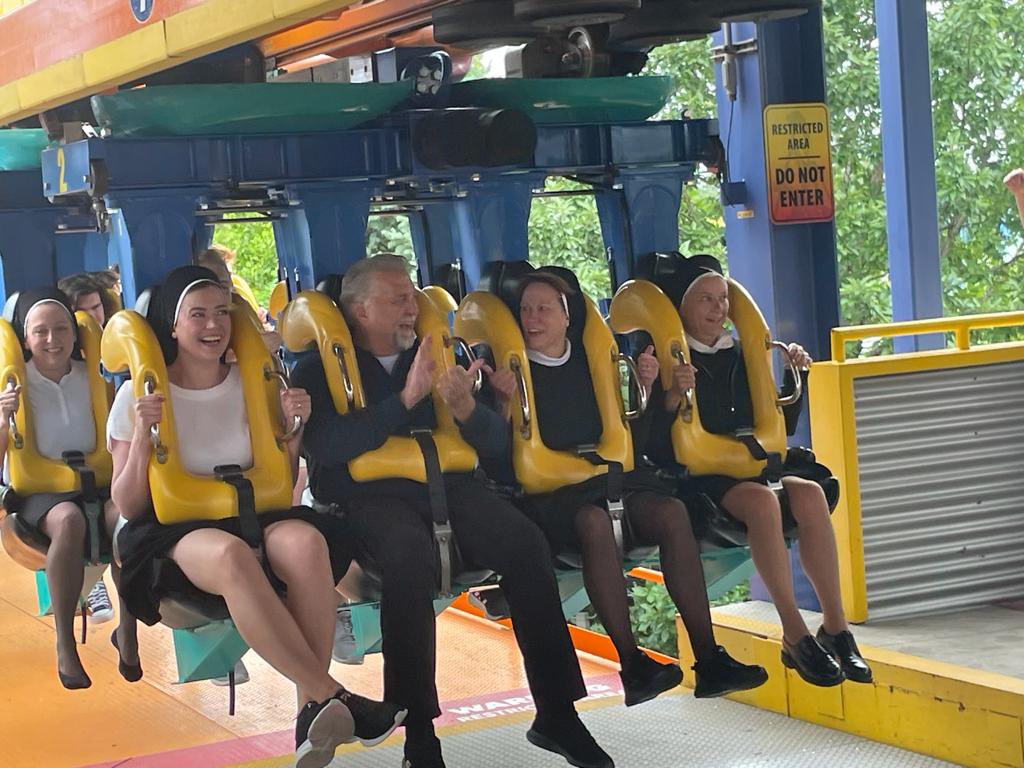 AChannelof's tweet image. The nuns (actors) are filming at Dorney Park today!! #dorneypark #achannelofpeace #film #movies #thehailmaryfilm