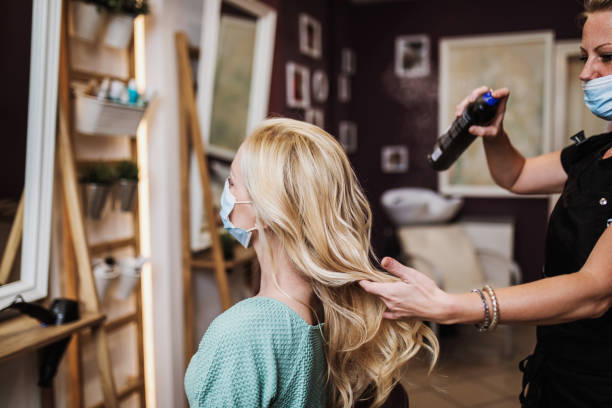 HairSecretSalon's tweet photo. Our Signature haircuts are done by experienced Master Stylists who customize and shape your look to best fit your facial structure. We share tips and tricks to so you know how to wear your hair on a daily basis. https://t.co/p8J0TCjdI3