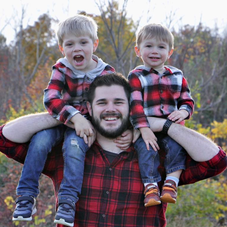 GSC_CSS's tweet photo. @zjarondinelli is a PhD student in #EducationalStudies at Brock University. His research includes #comicstheory #multimodality & reading/ #literacystudies. His work is in @seqmagazine @vaultofculture & more. He won @cssorg's 2020 Gilbert Seldes Prize for #WelcomeToSlumberland https://t.co/7u0ZfGVZLa