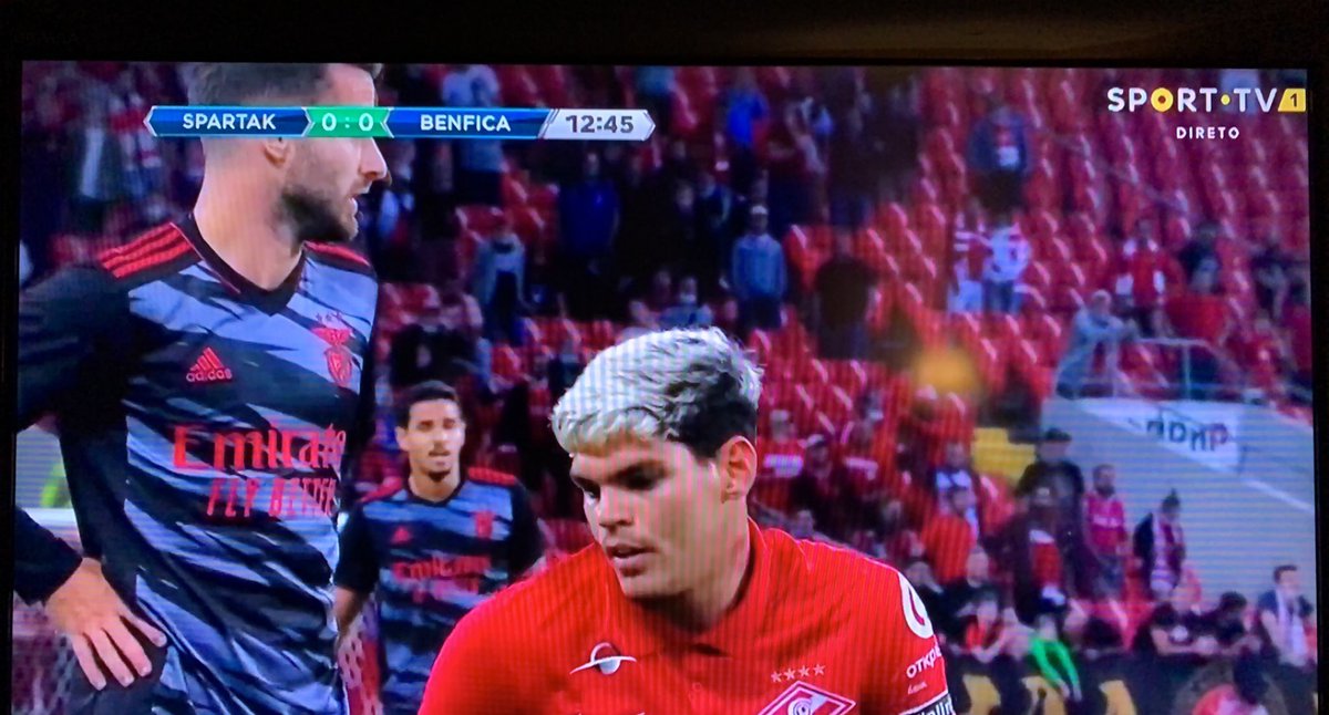 حبيبنا الروي فريقه متواضع 🤦🏻‍♂️