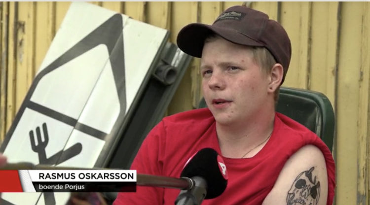 svantide's tweet image. #kavlaupp